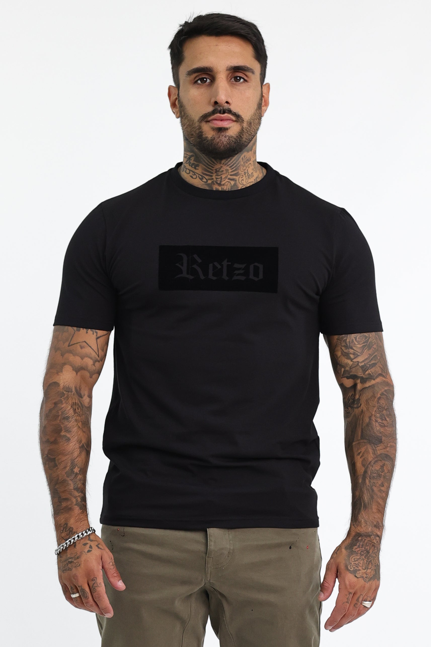 Aveza T-Shirt
