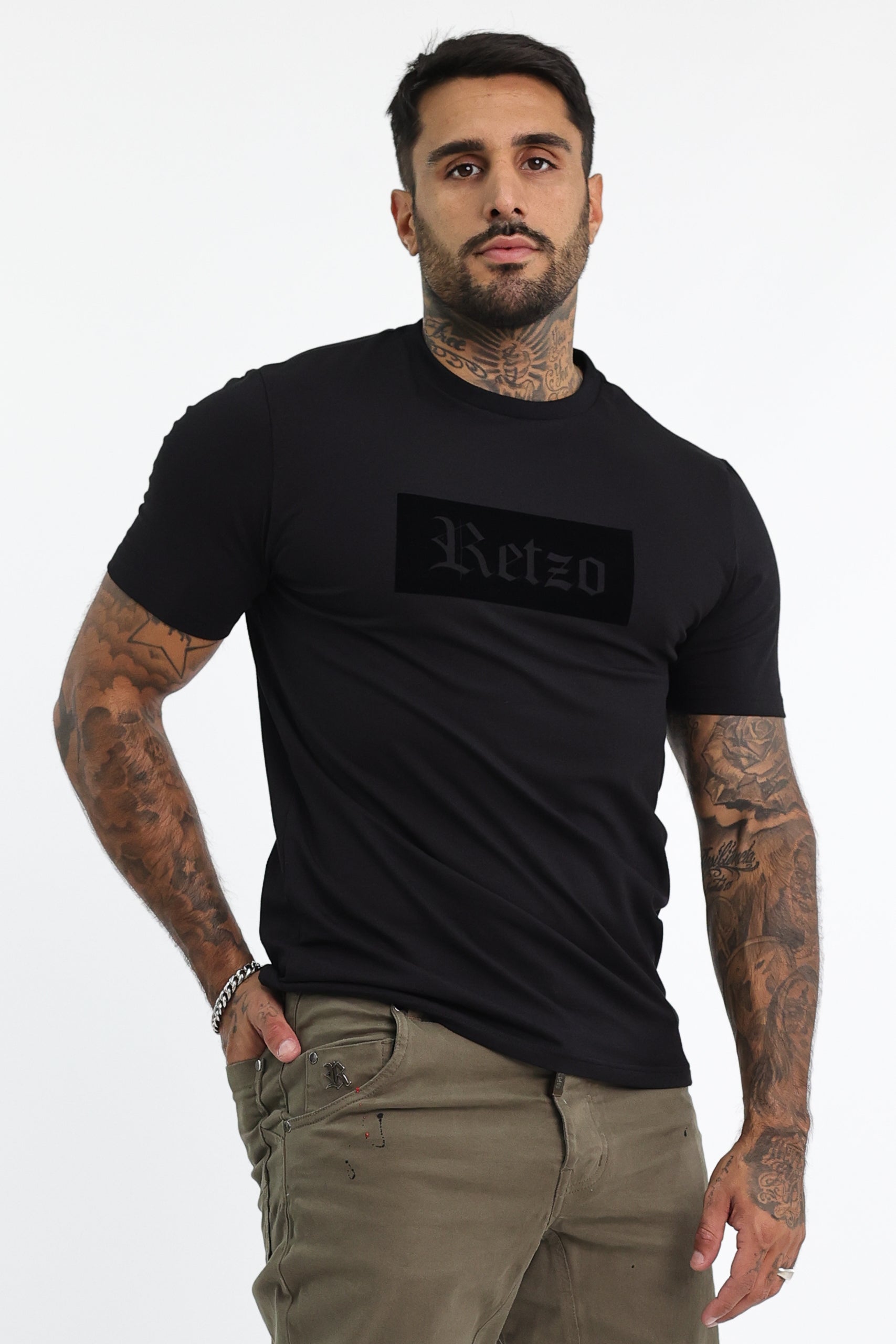 Aveza T-Shirt