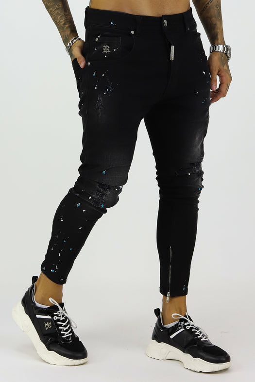 Vaqueros pintados de negro